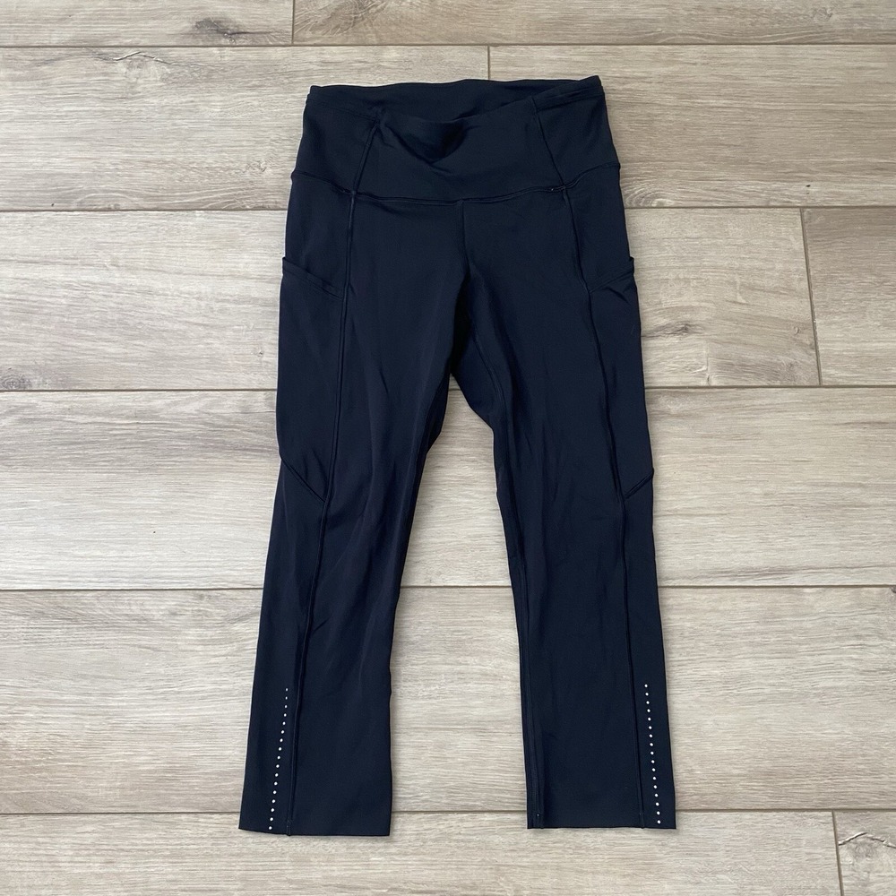 Lululemon Fast Free Crop Leggings Nulu Size 4‎ Solid Black High Rise